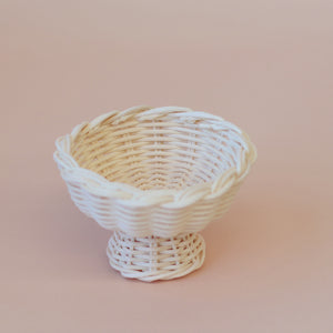 Footed Fraise bowls - 2 sizes