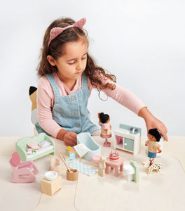 Countryside doll house set