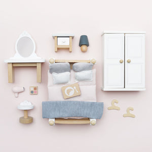 Doll house Master bedroom Set