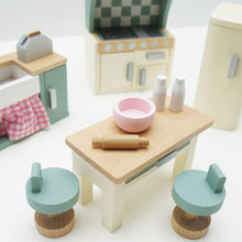 Load image into Gallery viewer, Daisylane doll kitchen - Doll house furniture