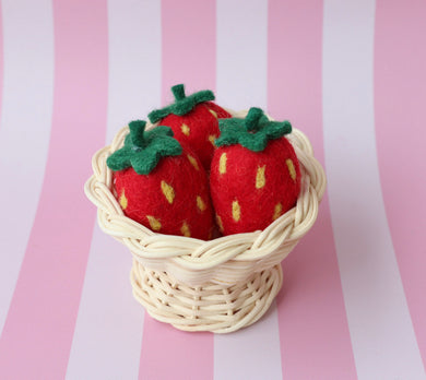 Footed Fraise bowls - 2 sizes